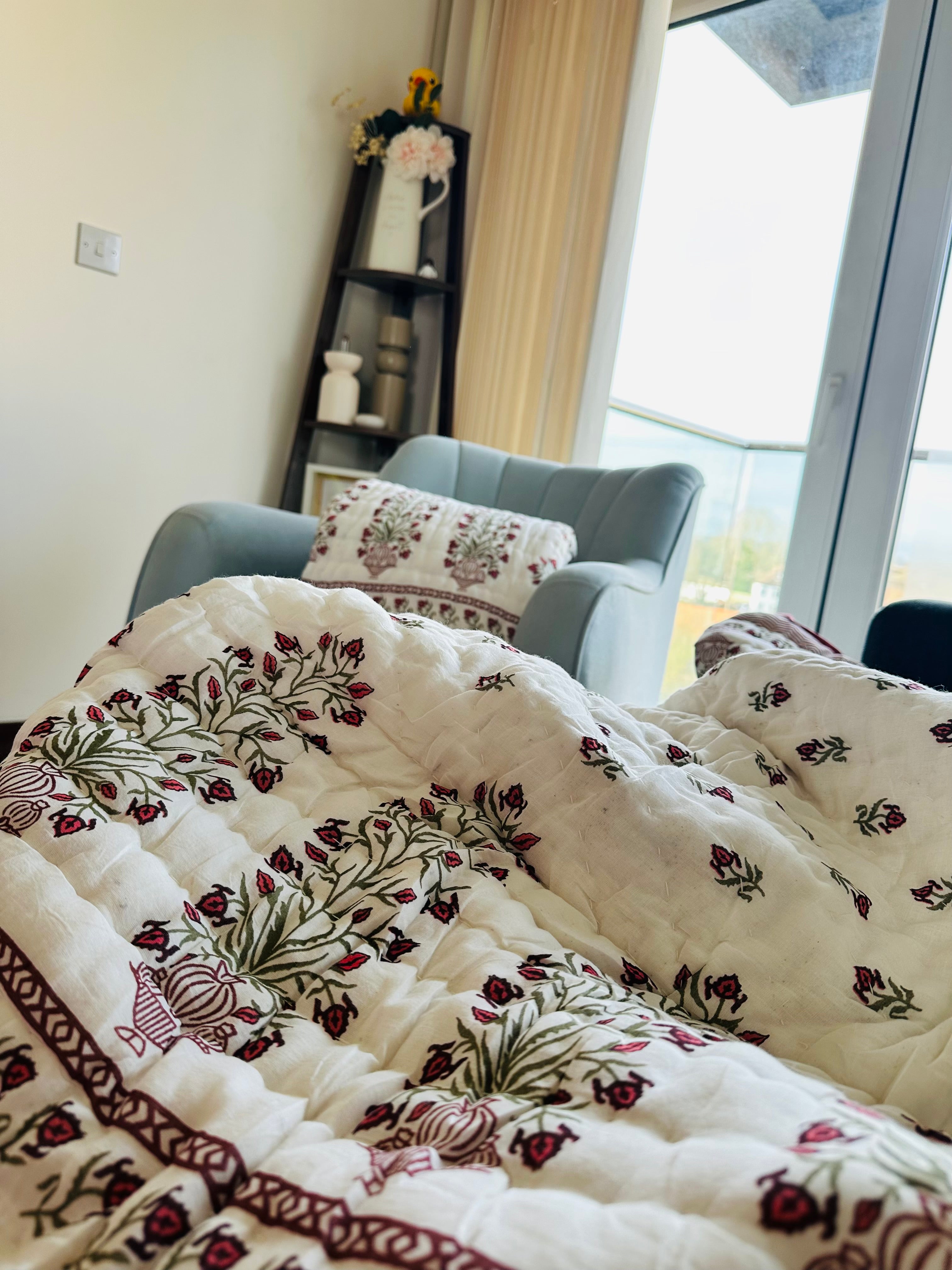 Handblock Printed Reversible Quilt – Single